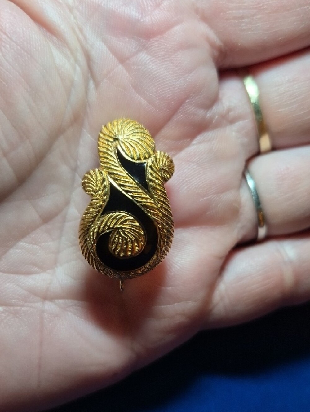 Vintage Christian Dior single earring - Picture 4 of 6